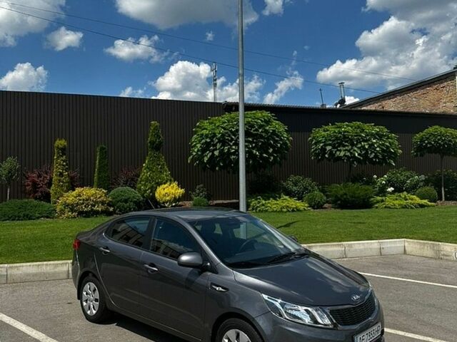 Серый Киа Рио, объемом двигателя 1.4 л и пробегом 30 тыс. км за 9900 $, фото 9 на Automoto.ua