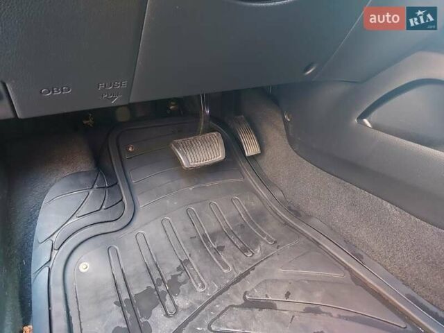 Серый Киа Рио, объемом двигателя 1.4 л и пробегом 95 тыс. км за 8500 $, фото 9 на Automoto.ua