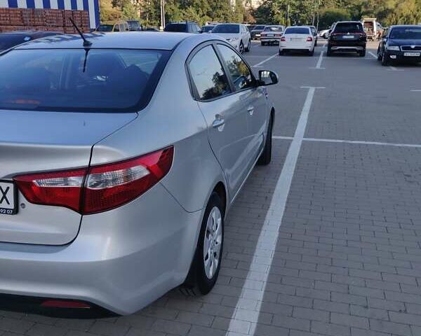 Сірий Кіа Ріо, об'ємом двигуна 1.4 л та пробігом 83 тис. км за 8200 $, фото 8 на Automoto.ua
