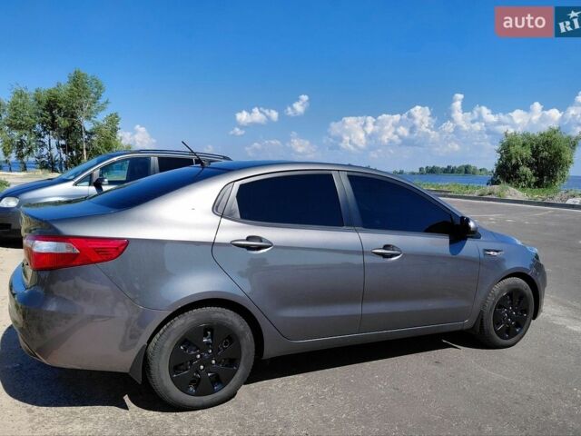Серый Киа Рио, объемом двигателя 1.4 л и пробегом 98 тыс. км за 8500 $, фото 14 на Automoto.ua