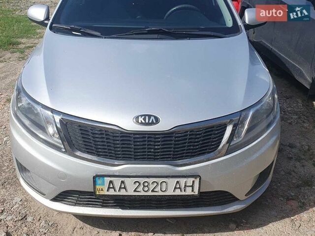 Серый Киа Рио, объемом двигателя 1.4 л и пробегом 145 тыс. км за 8227 $, фото 3 на Automoto.ua