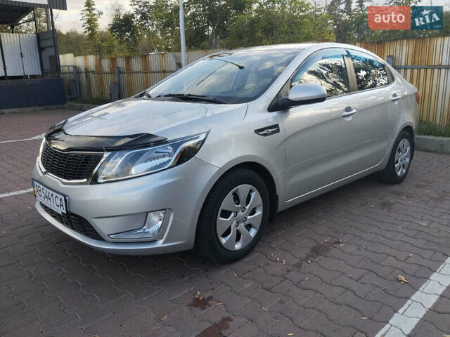 Серый Киа Рио, объемом двигателя 1.4 л и пробегом 90 тыс. км за 9200 $, фото 12 на Automoto.ua