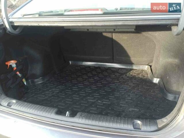 Серый Киа Рио, объемом двигателя 1.4 л и пробегом 70 тыс. км за 9000 $, фото 32 на Automoto.ua