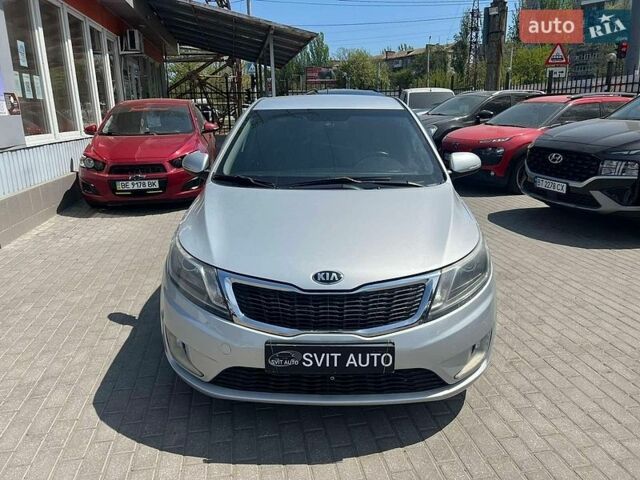 Серый Киа Рио, объемом двигателя 1.6 л и пробегом 232 тыс. км за 8400 $, фото 2 на Automoto.ua