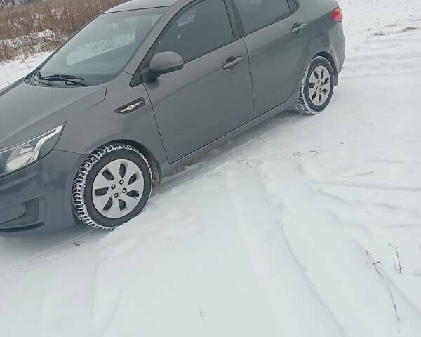 Серый Киа Рио, объемом двигателя 1.4 л и пробегом 300 тыс. км за 5850 $, фото 5 на Automoto.ua