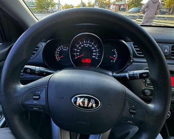 Серый Киа Рио, объемом двигателя 1.4 л и пробегом 88 тыс. км за 9000 $, фото 20 на Automoto.ua