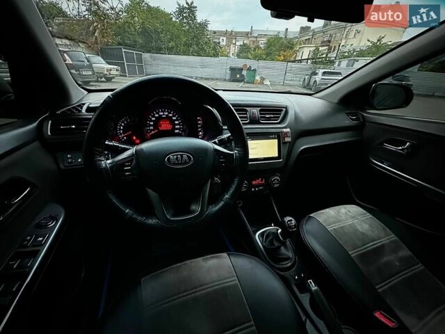 Серый Киа Рио, объемом двигателя 1.59 л и пробегом 232 тыс. км за 6999 $, фото 24 на Automoto.ua