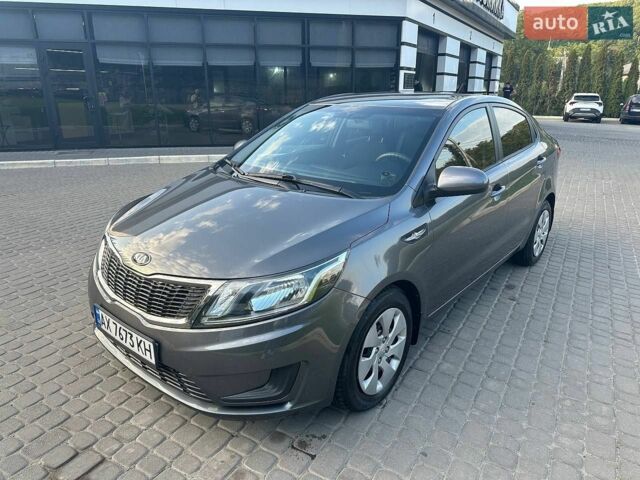 Серый Киа Рио, объемом двигателя 1.4 л и пробегом 107 тыс. км за 9000 $, фото 1 на Automoto.ua