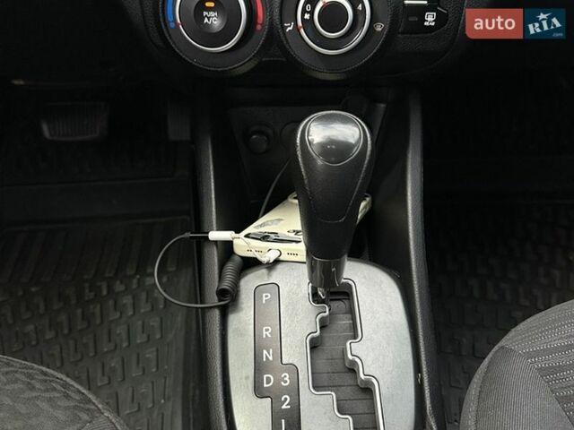 Серый Киа Рио, объемом двигателя 1.4 л и пробегом 146 тыс. км за 7900 $, фото 21 на Automoto.ua