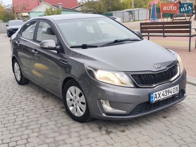 Киа Рио 2013 в Харькове на Automoto.ua Серый Киа Рио, объемом двигателя 1.6 л и пробегом 146 тыс. км за 8200 $, фото 10 на Automoto.ua