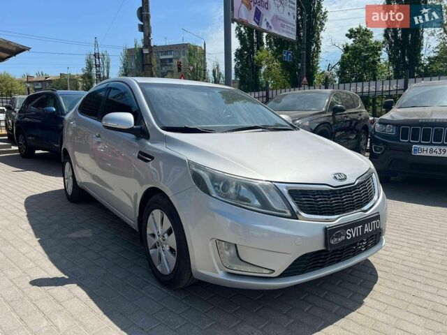 Сірий Кіа Ріо, об'ємом двигуна 1.6 л та пробігом 232 тис. км за 7699 $, фото 3 на Automoto.ua