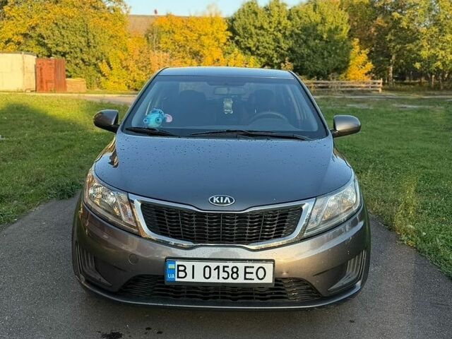 Сірий Кіа Ріо, об'ємом двигуна 1.4 л та пробігом 174 тис. км за 8400 $, фото 2 на Automoto.ua