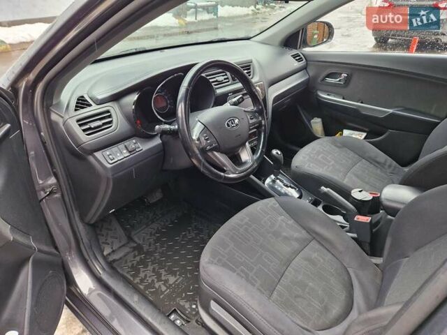 Сірий Кіа Ріо, об'ємом двигуна 1.59 л та пробігом 186 тис. км за 8500 $, фото 5 на Automoto.ua