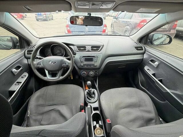 Серый Киа Рио, объемом двигателя 1.4 л и пробегом 320 тыс. км за 6300 $, фото 10 на Automoto.ua
