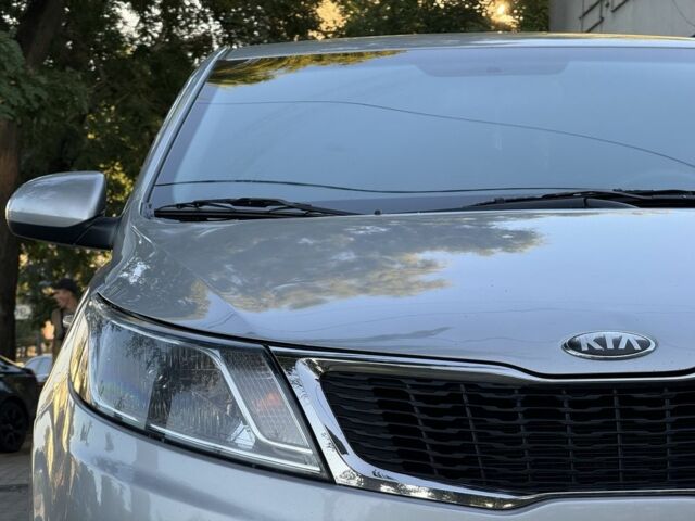 Серый Киа Рио, объемом двигателя 1.6 л и пробегом 254 тыс. км за 8499 $, фото 8 на Automoto.ua