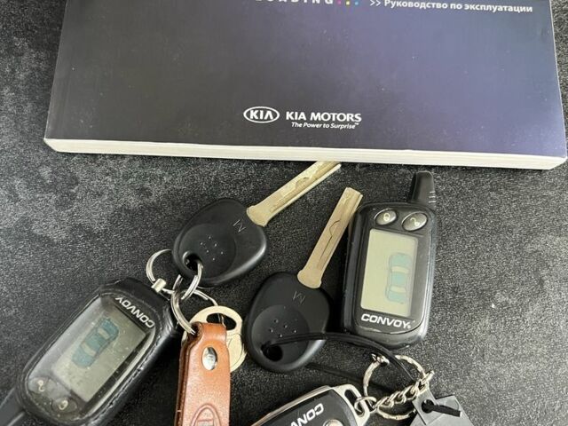 Сірий Кіа Ріо, об'ємом двигуна 1.4 л та пробігом 47 тис. км за 8999 $, фото 11 на Automoto.ua
