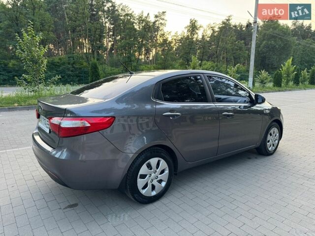 Серый Киа Рио, объемом двигателя 1.4 л и пробегом 87 тыс. км за 8950 $, фото 14 на Automoto.ua