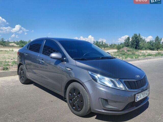 Серый Киа Рио, объемом двигателя 1.4 л и пробегом 98 тыс. км за 8500 $, фото 11 на Automoto.ua