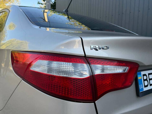 Серый Киа Рио, объемом двигателя 1.4 л и пробегом 223 тыс. км за 7399 $, фото 14 на Automoto.ua