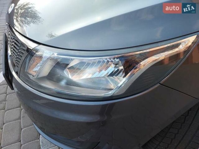 Серый Киа Рио, объемом двигателя 1.4 л и пробегом 95 тыс. км за 8500 $, фото 27 на Automoto.ua