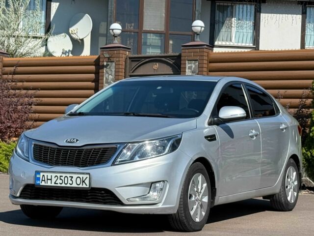 Серый Киа Рио, объемом двигателя 1.6 л и пробегом 131 тыс. км за 8800 $, фото 3 на Automoto.ua