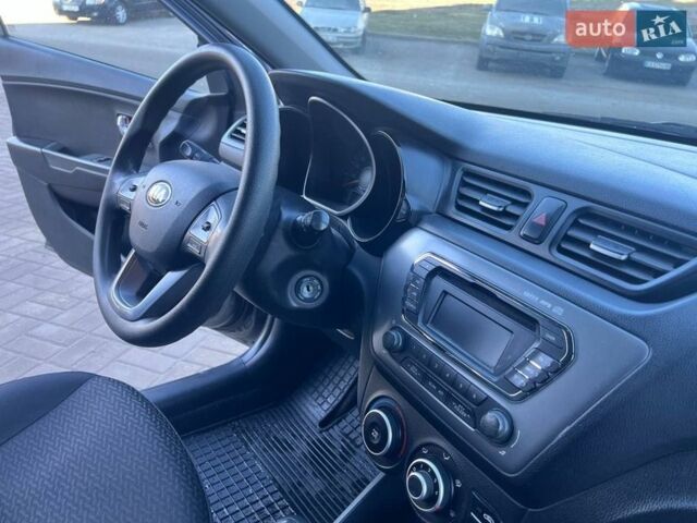 Серый Киа Рио, объемом двигателя 1.4 л и пробегом 160 тыс. км за 6700 $, фото 12 на Automoto.ua