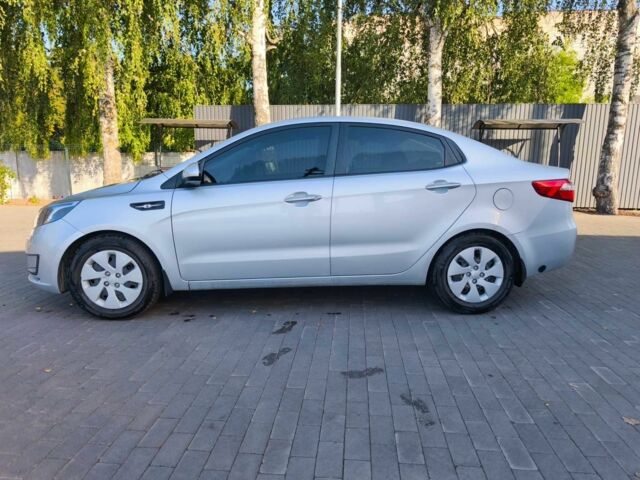 Серый Киа Рио, объемом двигателя 1.4 л и пробегом 175 тыс. км за 8100 $, фото 1 на Automoto.ua