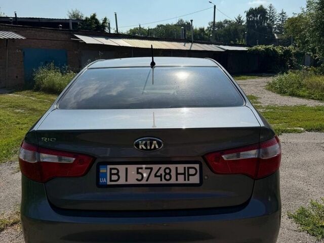 Серый Киа Рио, объемом двигателя 1.4 л и пробегом 320 тыс. км за 6300 $, фото 6 на Automoto.ua