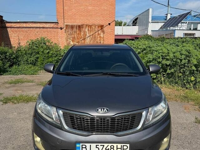 Серый Киа Рио, объемом двигателя 1.4 л и пробегом 320 тыс. км за 6300 $, фото 2 на Automoto.ua