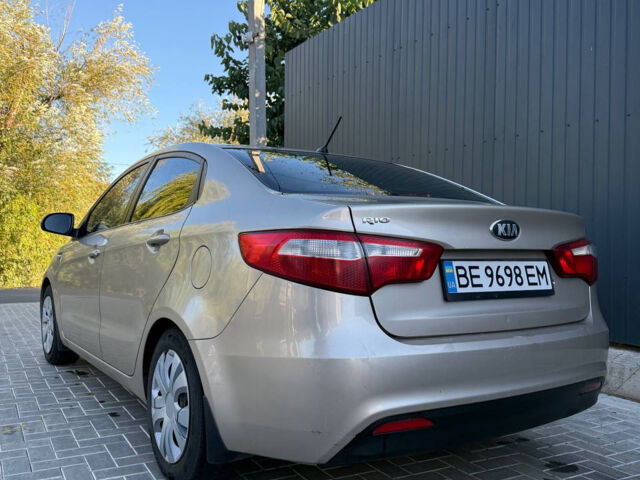 Сірий Кіа Ріо, об'ємом двигуна 1.4 л та пробігом 223 тис. км за 7399 $, фото 9 на Automoto.ua