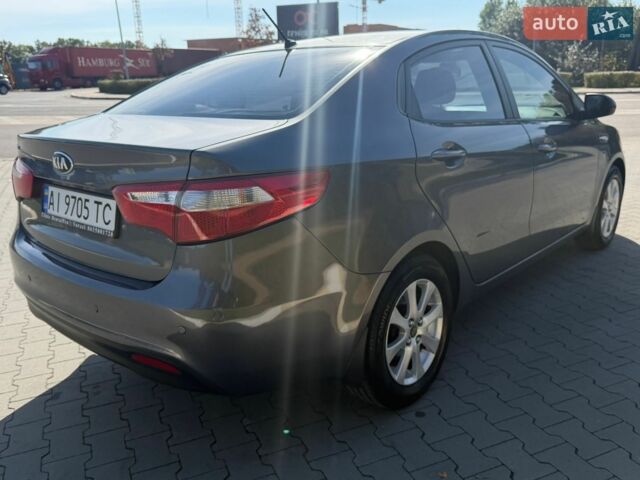 Сірий Кіа Ріо, об'ємом двигуна 1.4 л та пробігом 107 тис. км за 7900 $, фото 4 на Automoto.ua