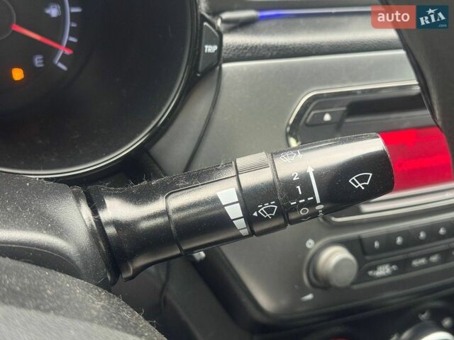 Серый Киа Рио, объемом двигателя 1.4 л и пробегом 319 тыс. км за 6490 $, фото 19 на Automoto.ua