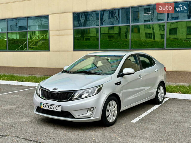 Серый Киа Рио, объемом двигателя 1.6 л и пробегом 168 тыс. км за 7800 $, фото 1 на Automoto.ua