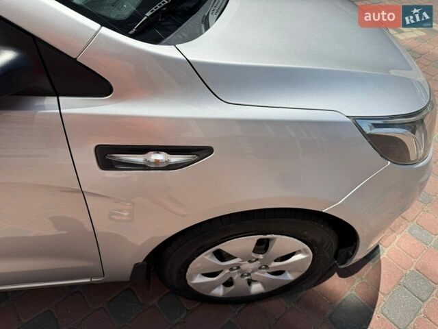 Сірий Кіа Ріо, об'ємом двигуна 1.4 л та пробігом 113 тис. км за 8350 $, фото 95 на Automoto.ua