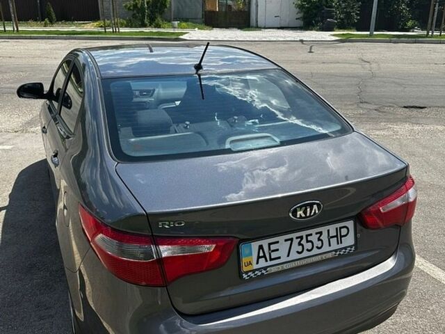 Серый Киа Рио, объемом двигателя 1.4 л и пробегом 30 тыс. км за 9900 $, фото 7 на Automoto.ua