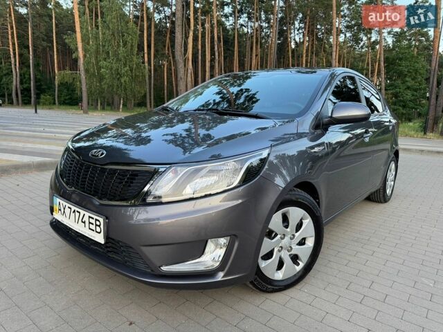 Серый Киа Рио, объемом двигателя 1.4 л и пробегом 87 тыс. км за 8950 $, фото 3 на Automoto.ua