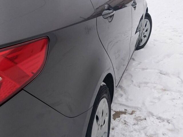 Серый Киа Рио, объемом двигателя 1.4 л и пробегом 169 тыс. км за 7500 $, фото 5 на Automoto.ua