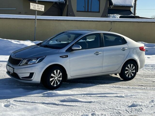 Сірий Кіа Ріо, об'ємом двигуна 1.4 л та пробігом 108 тис. км за 6850 $, фото 7 на Automoto.ua
