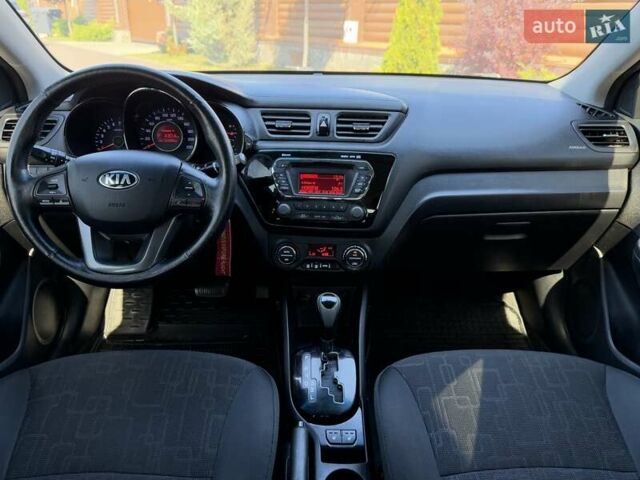 Серый Киа Рио, объемом двигателя 1.59 л и пробегом 131 тыс. км за 8800 $, фото 69 на Automoto.ua