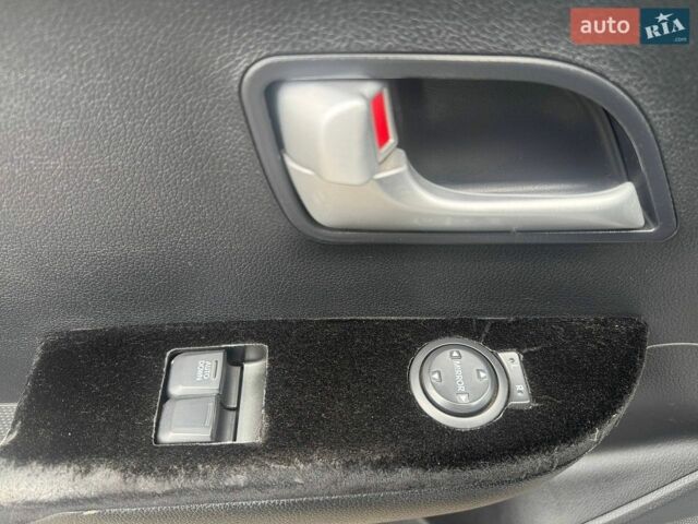 Серый Киа Рио, объемом двигателя 1.4 л и пробегом 319 тыс. км за 6490 $, фото 15 на Automoto.ua