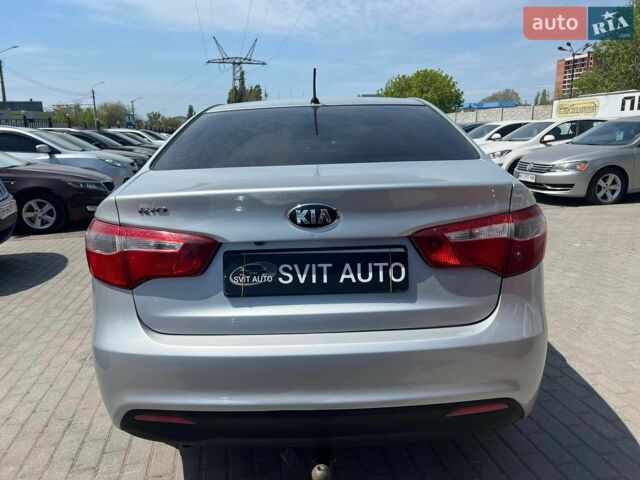 Сірий Кіа Ріо, об'ємом двигуна 1.6 л та пробігом 232 тис. км за 7699 $, фото 8 на Automoto.ua