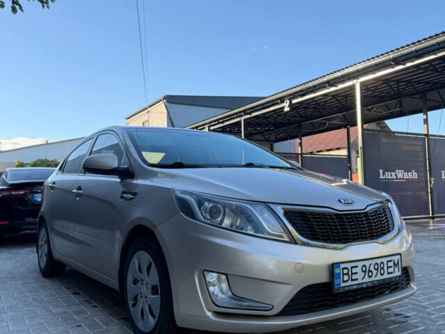 Серый Киа Рио, объемом двигателя 1.4 л и пробегом 223 тыс. км за 7399 $, фото 2 на Automoto.ua