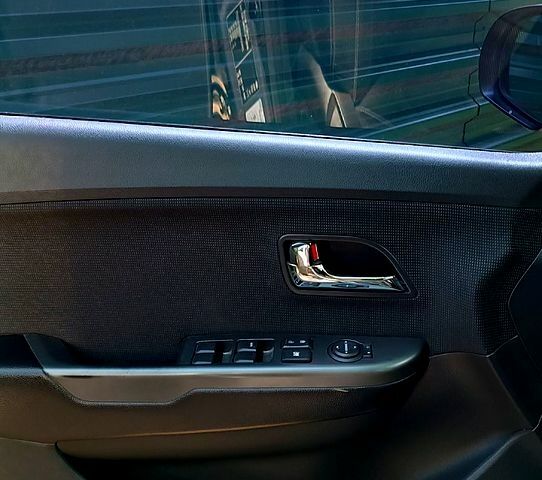 Серый Киа Рио, объемом двигателя 1.6 л и пробегом 190 тыс. км за 7800 $, фото 10 на Automoto.ua