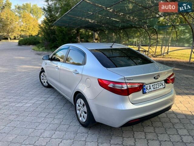 Сірий Кіа Ріо, об'ємом двигуна 1.4 л та пробігом 186 тис. км за 6999 $, фото 7 на Automoto.ua