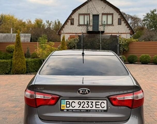 Серый Киа Рио, объемом двигателя 1.4 л и пробегом 91 тыс. км за 8450 $, фото 6 на Automoto.ua