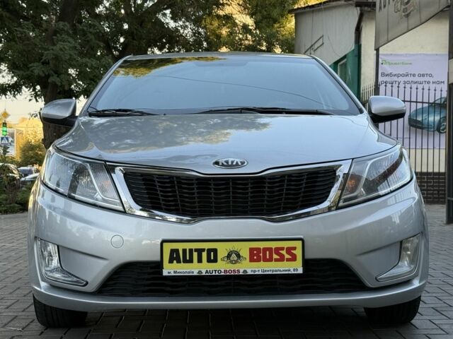 Серый Киа Рио, объемом двигателя 1.6 л и пробегом 254 тыс. км за 8499 $, фото 7 на Automoto.ua
