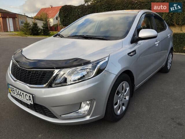 Серый Киа Рио, объемом двигателя 1.4 л и пробегом 90 тыс. км за 9200 $, фото 3 на Automoto.ua