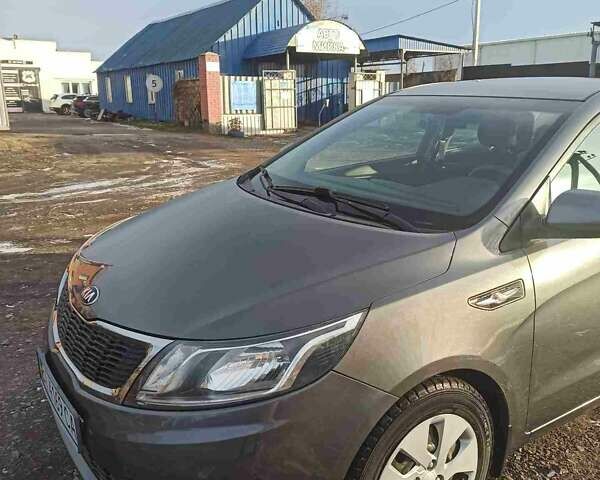 Серый Киа Рио, объемом двигателя 1.4 л и пробегом 70 тыс. км за 9000 $, фото 8 на Automoto.ua
