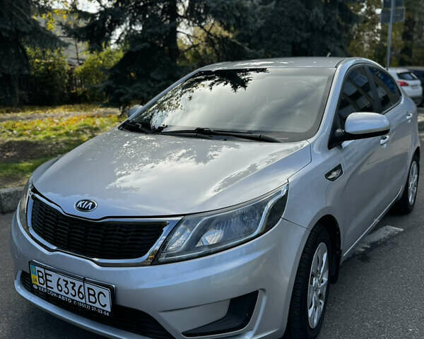 Серый Киа Рио, объемом двигателя 1.4 л и пробегом 88 тыс. км за 9000 $, фото 13 на Automoto.ua