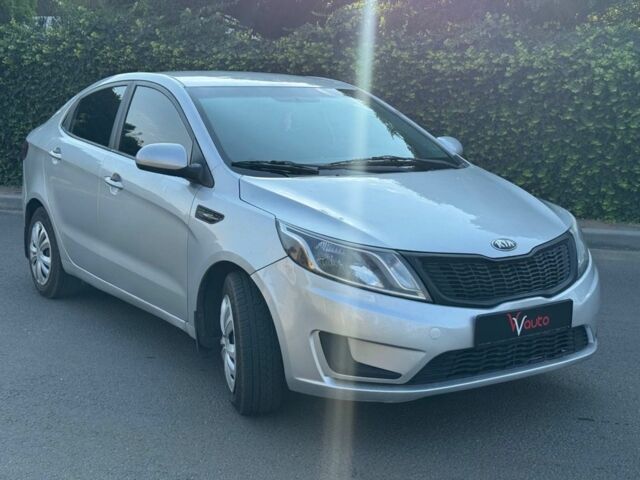 Серый Киа Рио, объемом двигателя 1.4 л и пробегом 230 тыс. км за 5806 $, фото 1 на Automoto.ua